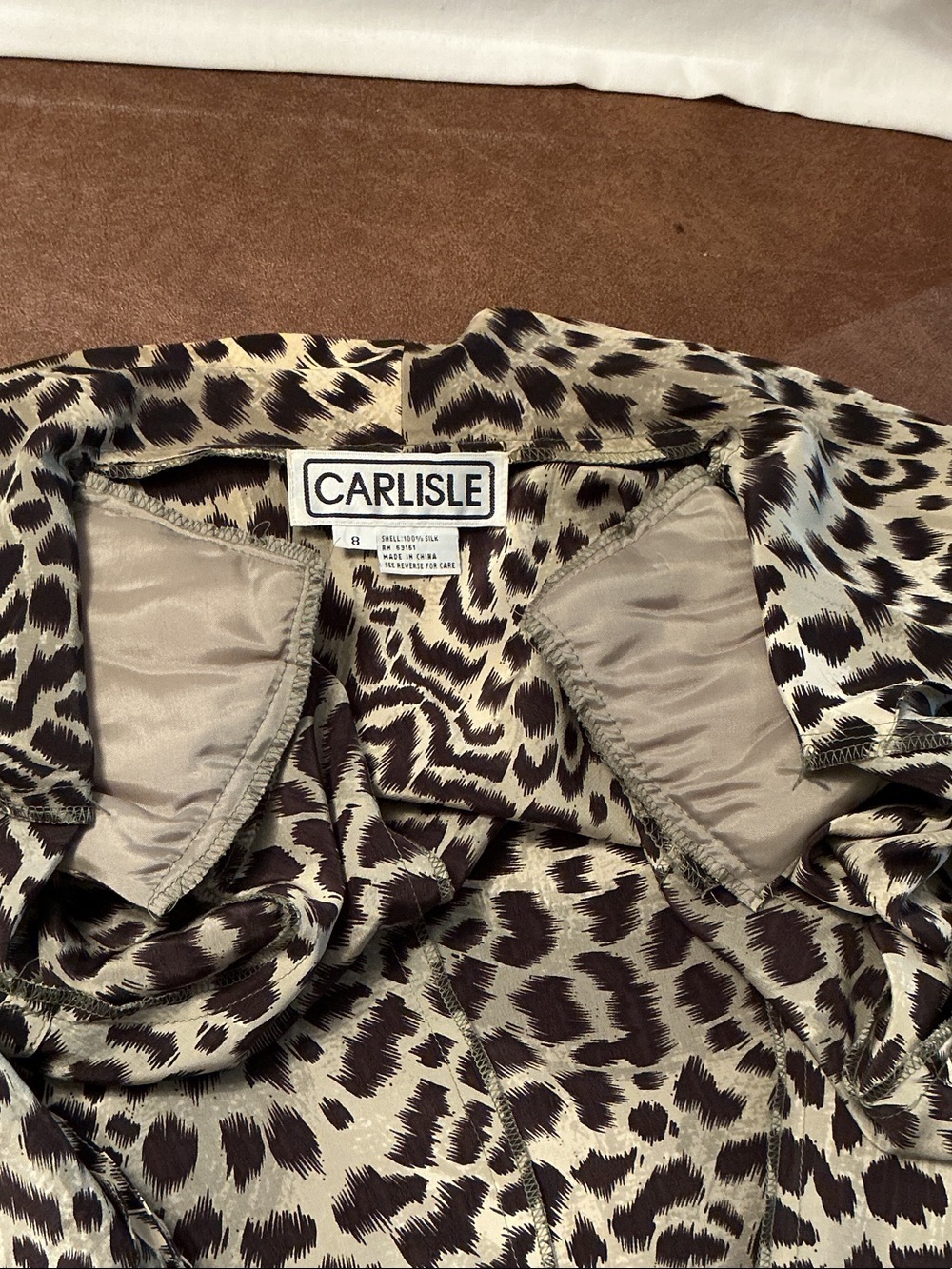 Vintage Carlisle Leopard-Print 100% Silk Blouse or Jacket Black & Gray Sz 8 - Picture 11 of 11